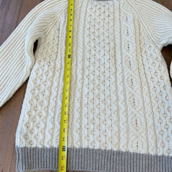 Aran Islands Sweater Medium Cream Cable Knit Colorblock Pullover Crewneck Wool - Picture 7 of 9